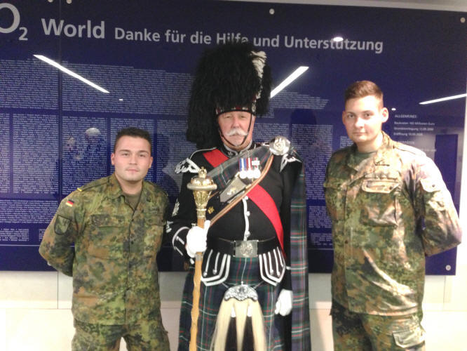 Jim with two of the Army helpers at the Berlin Tattoo 2012